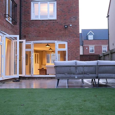 Luxury 6-Bedroom House 5 Minutes From Bicester Village Shopping Outlet Chesterton  Bagian luar foto