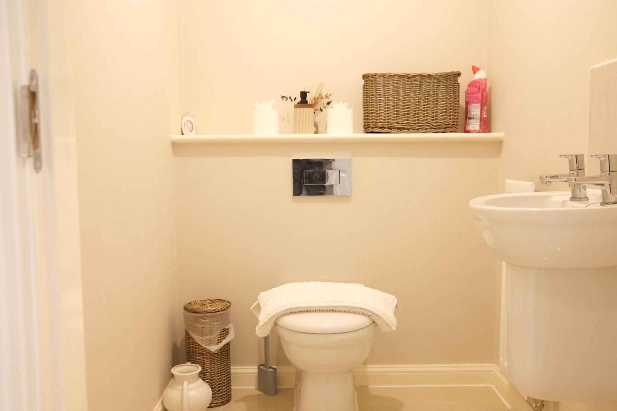 Luxury 6-Bedroom House 5 Minutes From Bicester Village Shopping Outlet Chesterton  Bagian luar foto